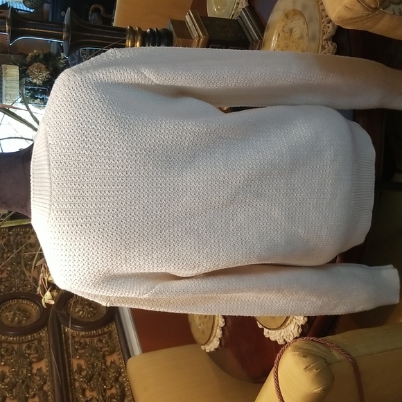 $REDUCED!! DOLCE & GABBANA LOGO VIRGIN WOOL JUMPER..Size: Small (Can fit Medium) - Picture 4 of 6